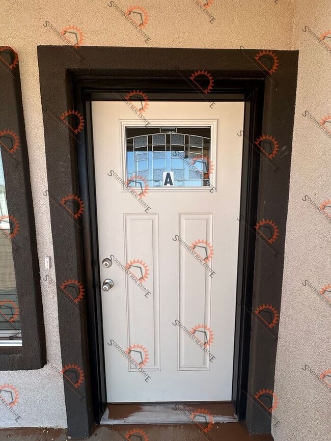 Photo - Spacious 2 bedroom 2 bath Duplex.