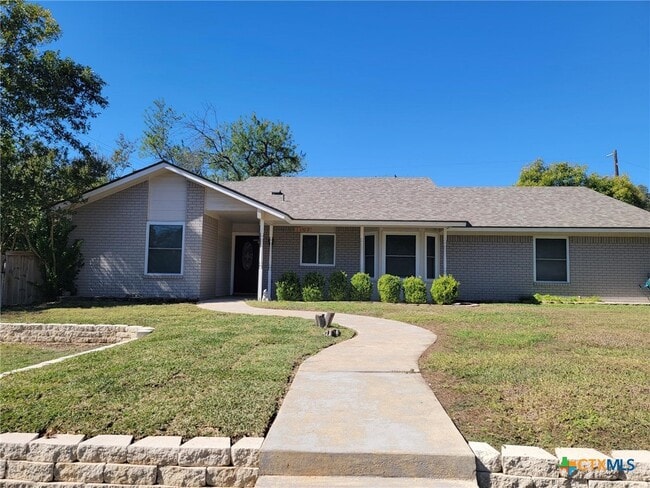 Building Photo - 1102 End O Trail