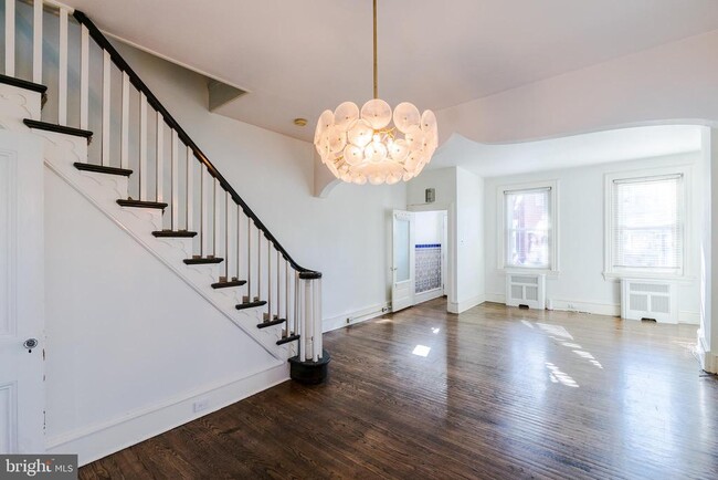 Photo - 2155 E Letterly St