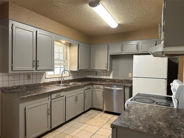 Photo - 3296 Sandefer St