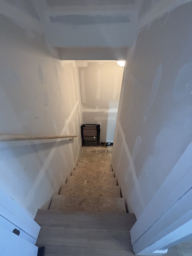 Photo - 2 bedroom/ 1.5 bathroom Townhouse in Eagle...