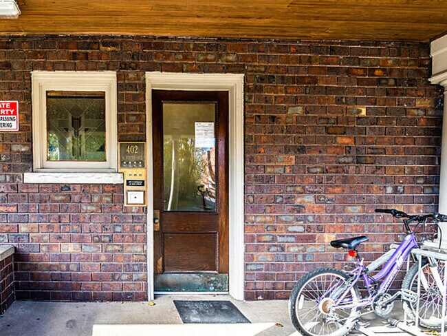 Building Photo - 402 S 5th Ave Unit 3B