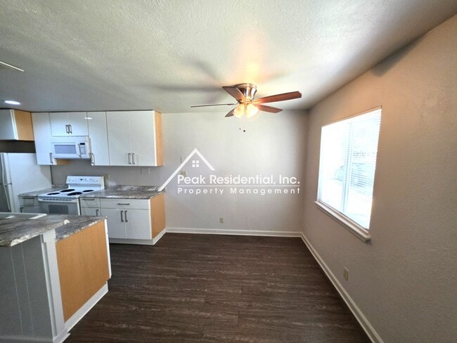 Photo - Updated 2bd/1ba Foothill Farms Condo with Carport