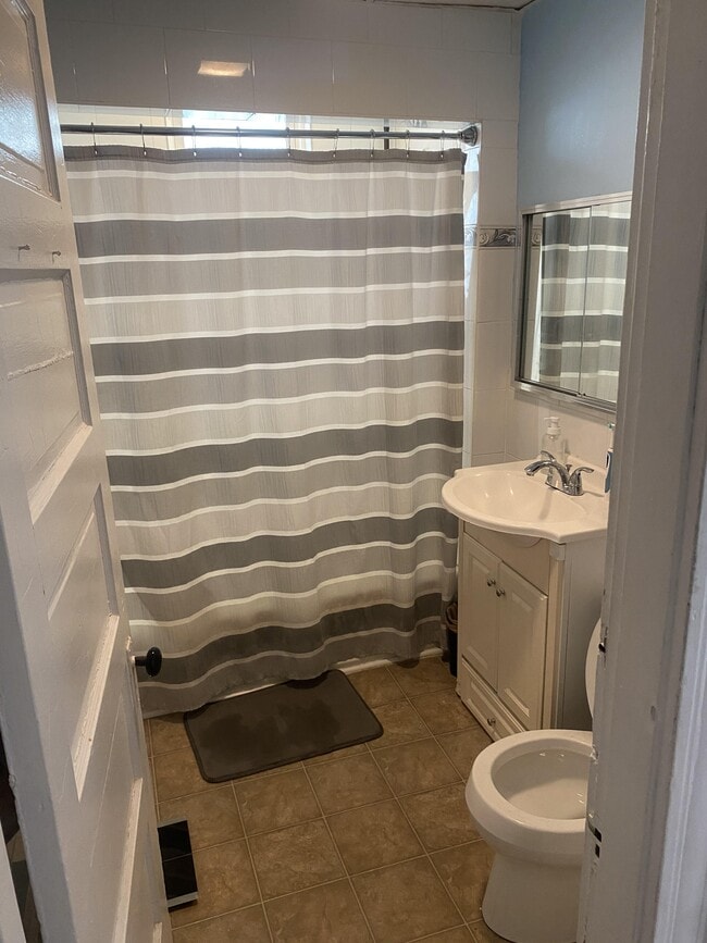 Photo - 2 Imrie Rd Condo Unit 1