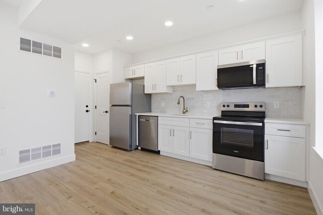 Photo - 100 W Front St Unit 2A