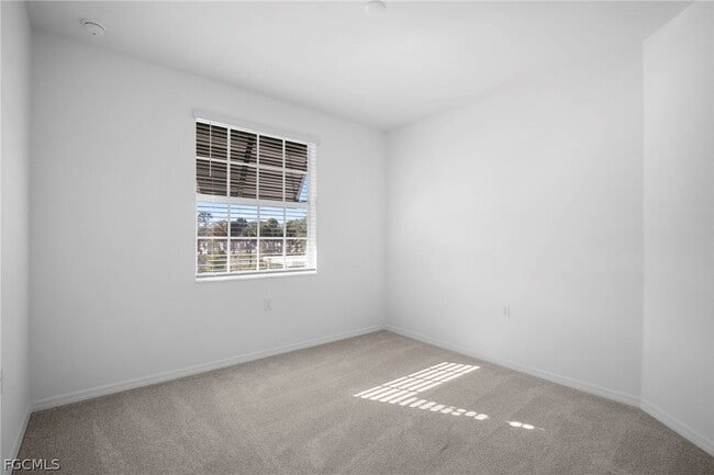 Photo - 18421 Copperhead Dr