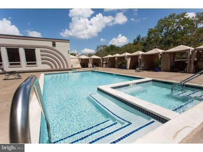 Photo - 201 N 8th St Unit 109