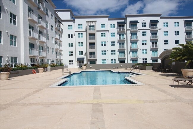 Building Photo - 50 Menores Ave