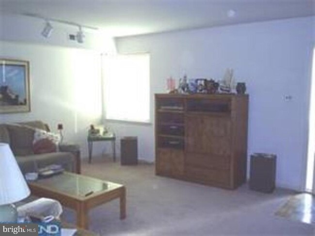Photo - 4844 Oxford Ct