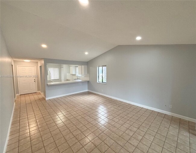 Building Photo - 4805 Pier Dr Rental