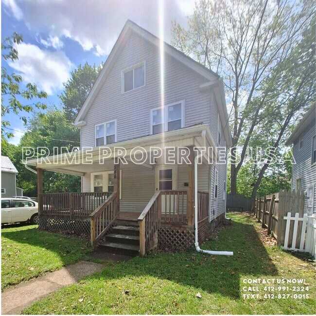 Photo - 944 Bloomfield Ave