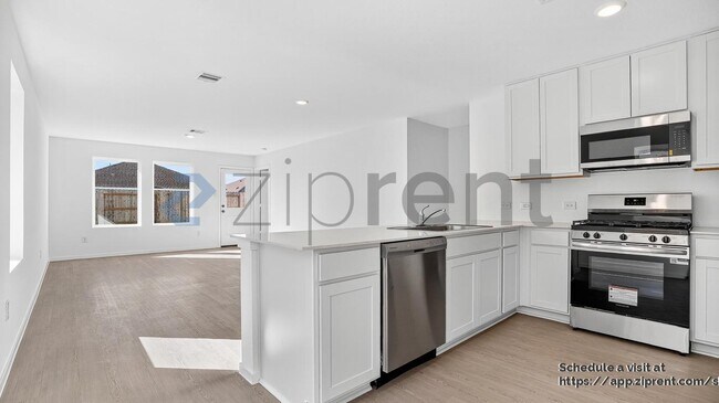 Photo - 26911 Dalmatian Bellflower Dr