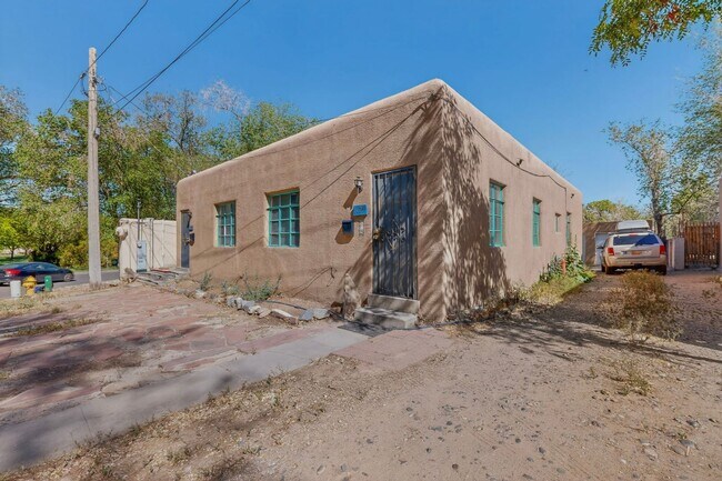 Photo - 1409-1409 Hazeldine Ave SE Unit 1407