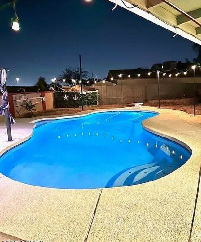 Photo - 965 N 87th Way