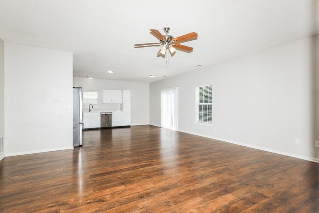Photo - 3500 Limelight Ln