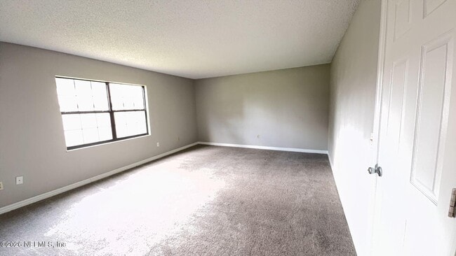 Photo - 24 Wellside Ln