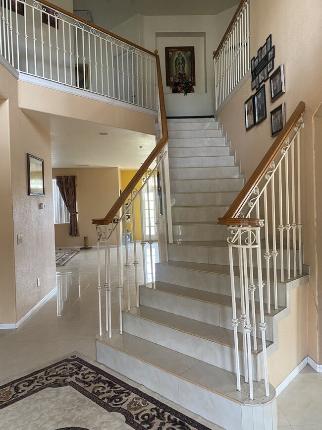 Photo - "Modern 5-Bedroom Sanctuary with 3 Baths and 4,353 Sq Ft of Comfort in San Bernardino!"