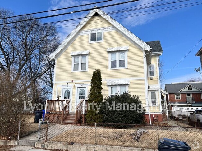 Building Photo - 32 Baxter St Unit 3 Rental