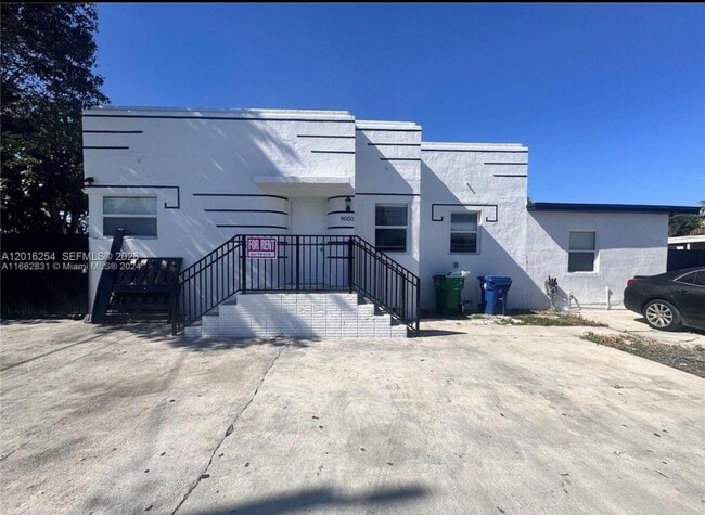 Building Photo - 9050 NW 31st Ave Unit 2