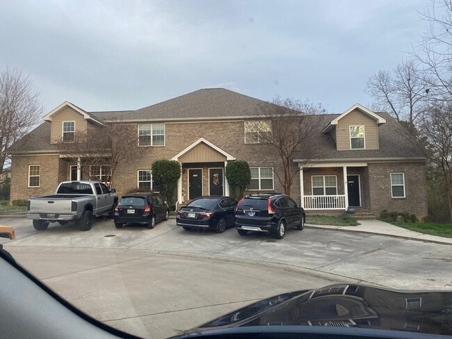 Building Photo - 1700 New Castle Dr NE Unit 1702