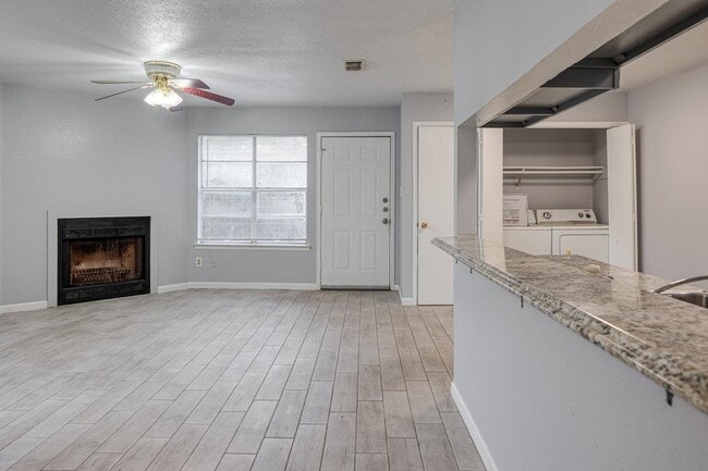 Photo - 107 Shannon Cir