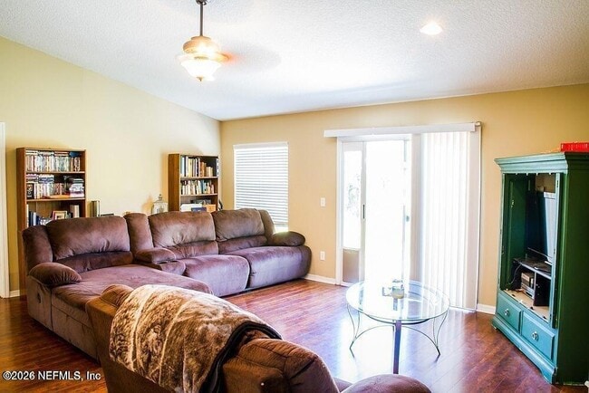 Photo - 11542 Wandering Pines Trail W