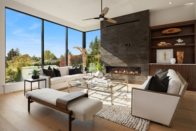 Photo - 7Bd/6Ba Bellevue Home