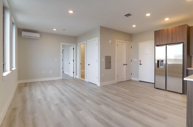 Photo - 3516 John F. Kennedy Blvd