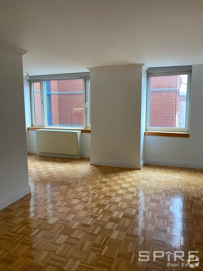 Building Photo - 1 bedroom in New York NY 10021 Unit 4E Rental