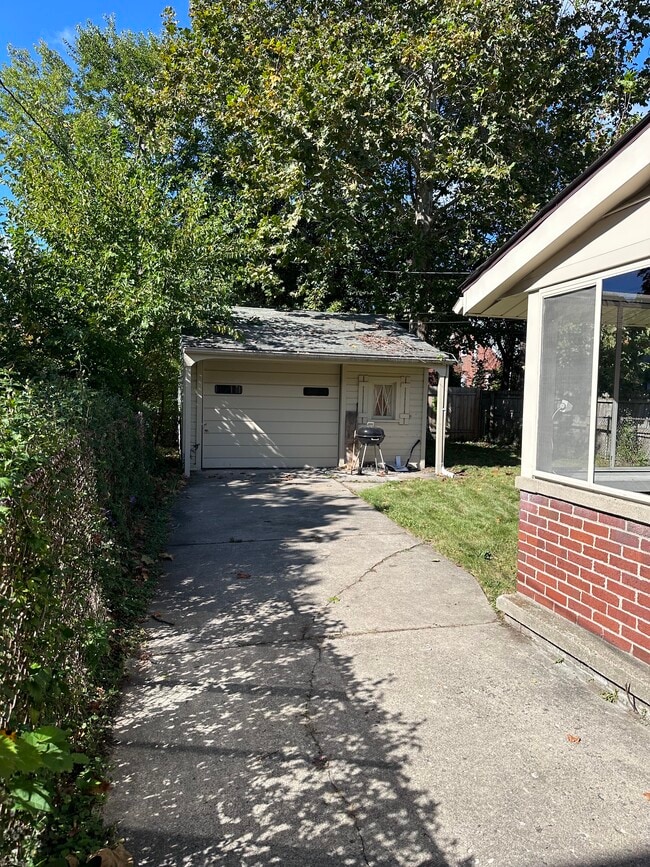 Photo - 20109 Stotter St