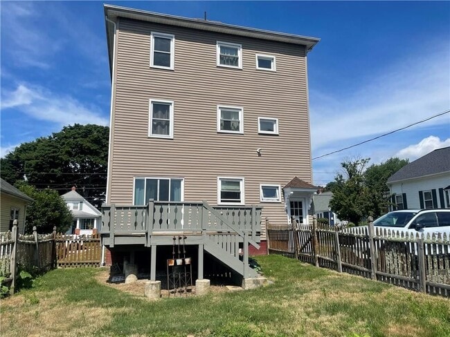 Photo - 22 Sheffield Ave Unidad 1st Floor