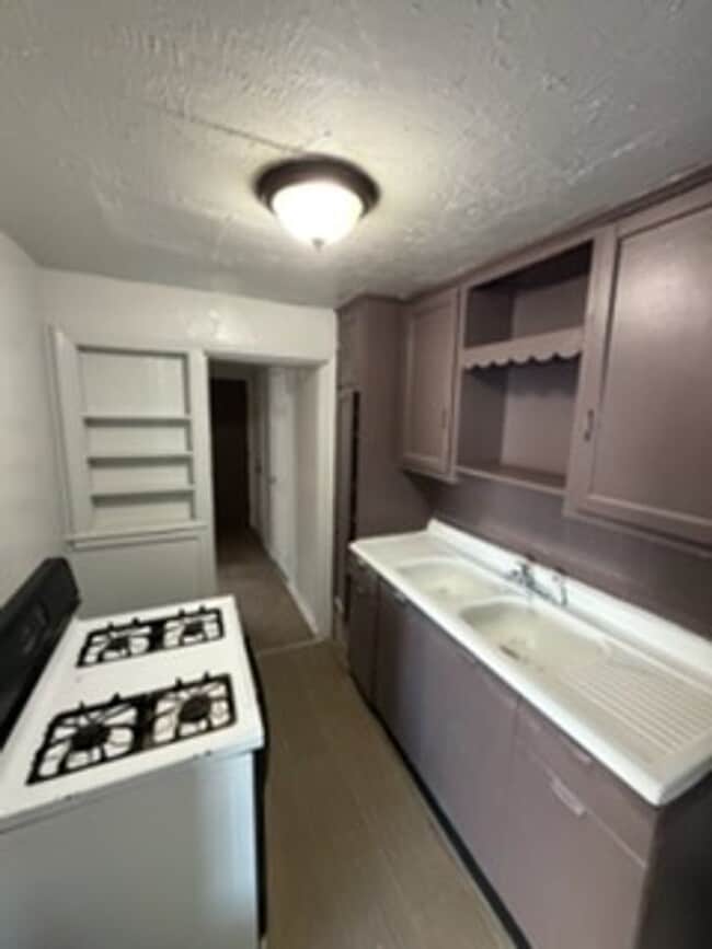 Photo - Charming 3-Bedroom Property in Prime Location