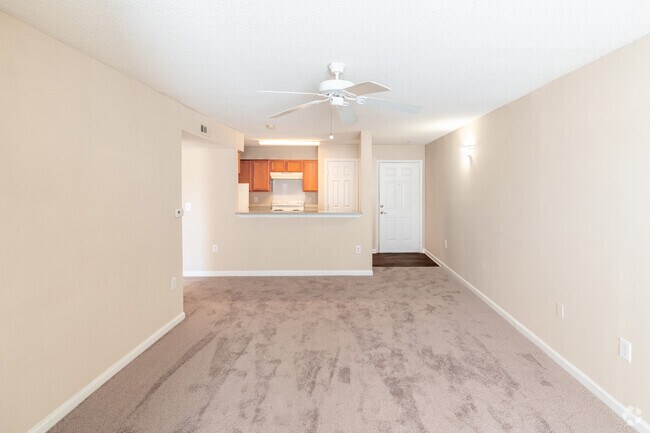 1BR,1BA -697SF