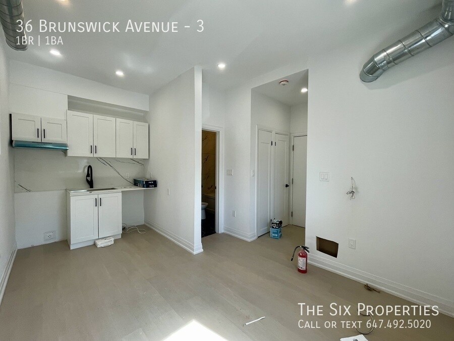 Photo - Brand New Bachelor Apartment in the Heart of Downtown Unit 3