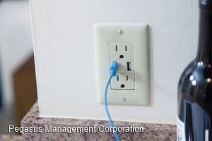 Photo - London Court