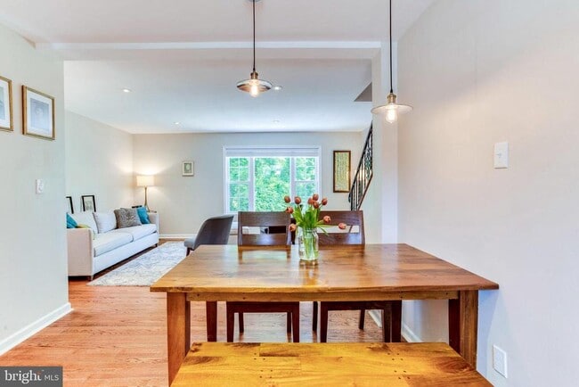 Photo - 258 Burgess Ave