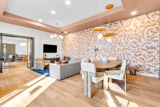 Photo - 1800 Broadway