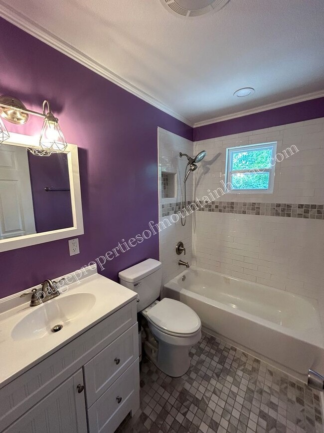 Photo - Stunning 4-bedroom, 2-bath Home with Attached Garage