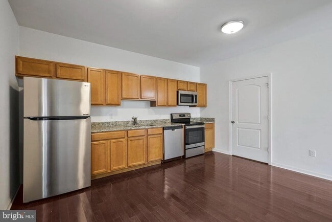 Photo - 277 4th Ave