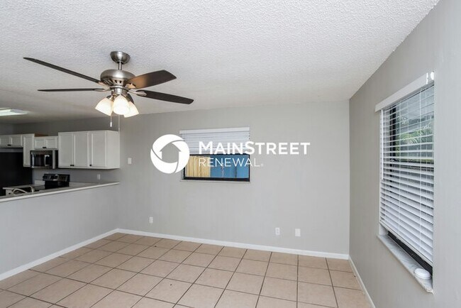 Photo - 3 Bedroom Pet-Friendly Home in VERO BEACH, FL with Main Street Renewal