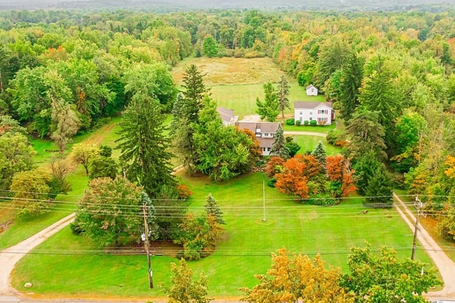 Photo - 9471 Mayfield Rd