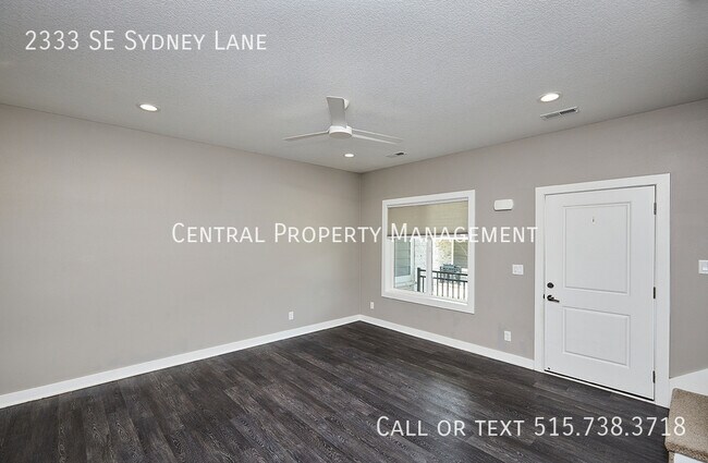 Photo - 2333 SE Sydney Ln