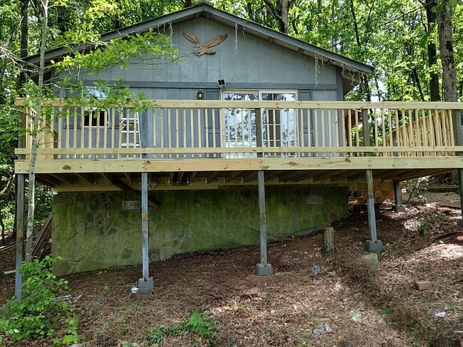 Building Photo - 136 Jackson Rd Rental