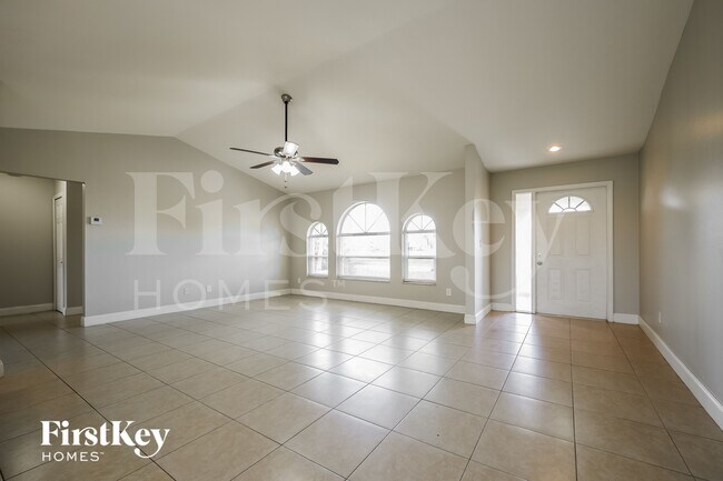 Photo - 2225 Tropicana Parkway W