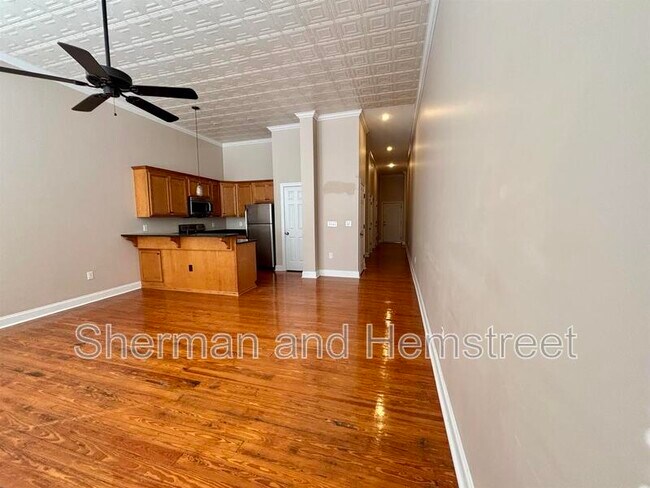 Photo - 1204 Broad St