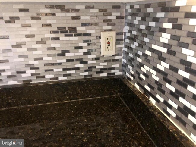 Photo - 8550 Barrington Ct