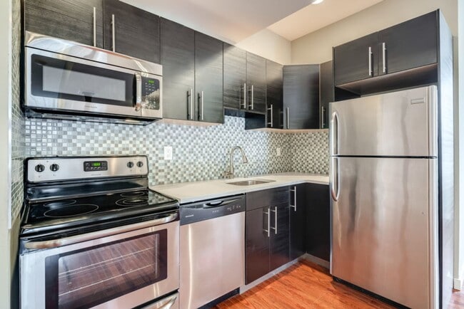 Photo - 301 Market St Unit 2