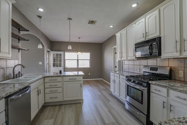 Photo - Beautiful 4 bedroom, 2 bath home