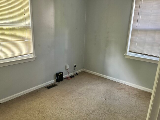 Photo - 2BR/1BA Cottage near Forrest Hills