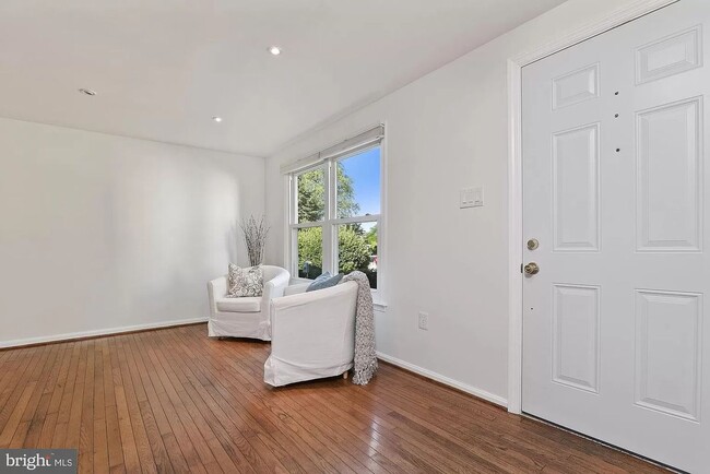 Photo - 10606 Tuppence Ct